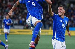 英雄联盟2025总决赛-包含国王杯关键时刻再迎强敌，塞维利亚外线爆发，主帅态度：气氛紧张，心理建设被强调的词条